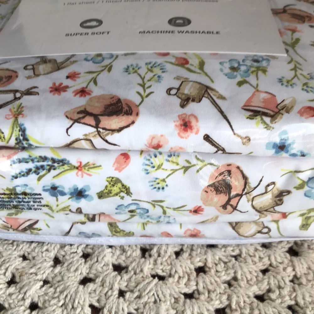 Martha Stewart Everyday Garden Print Queen Sheet Set